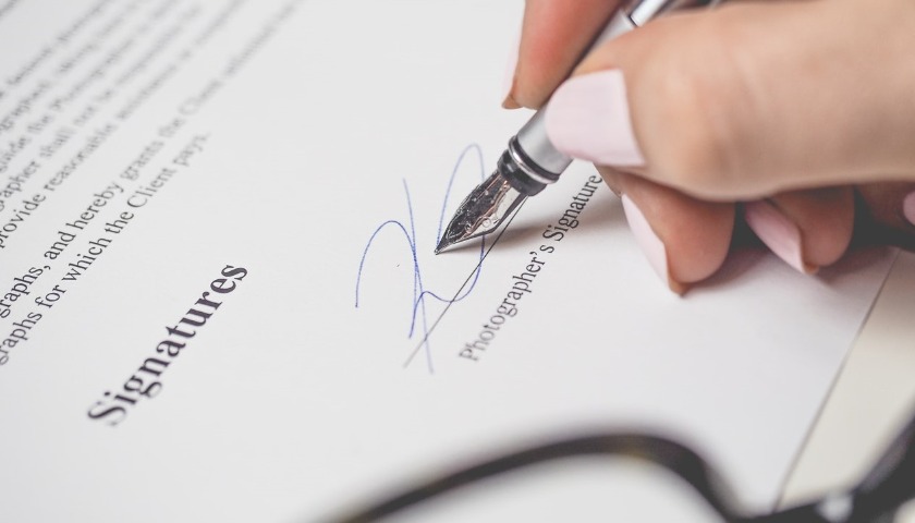 Landlord Should Check On The Addition Of Renewal Clause
